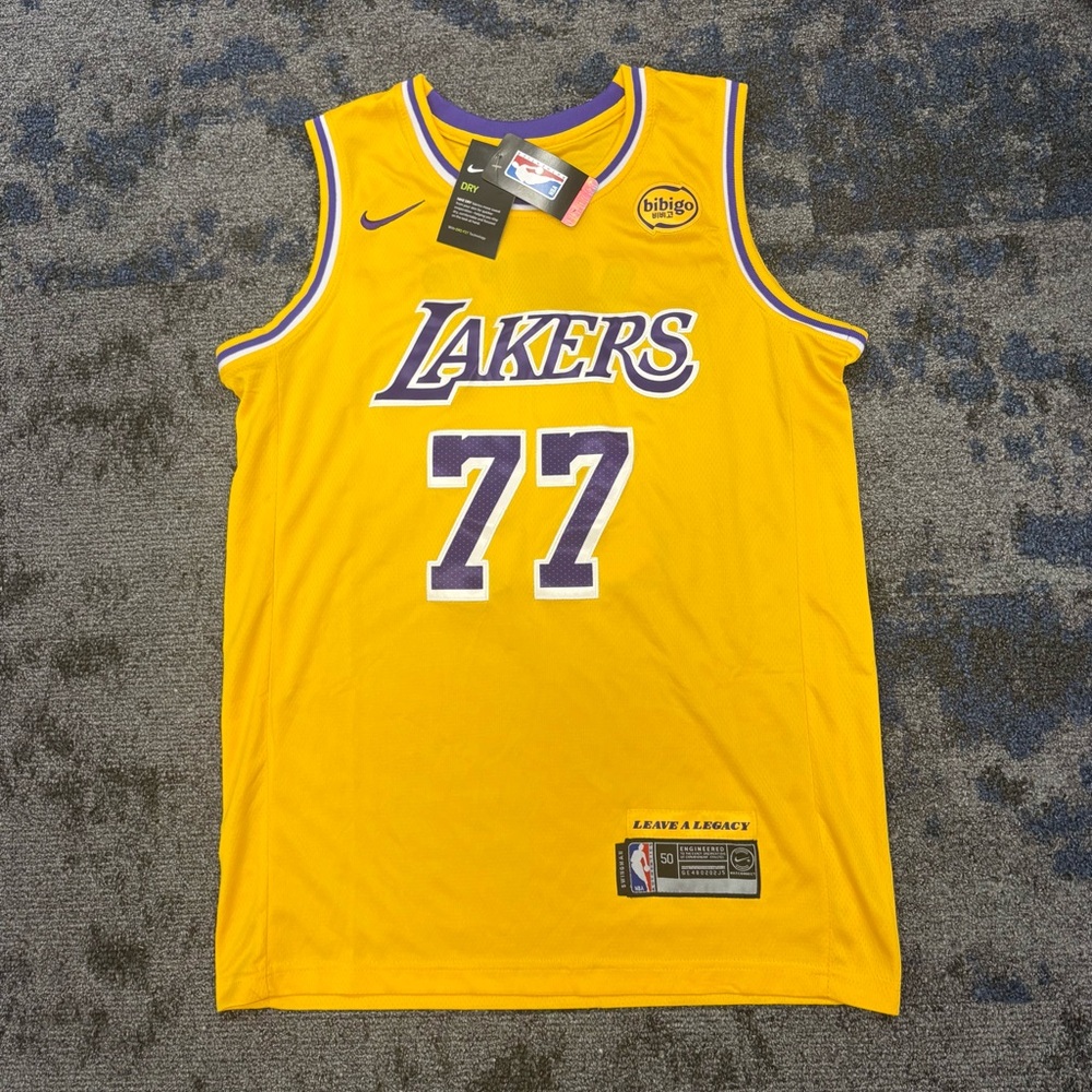 Luka doncic (sz below) yellow Los Angeles Lakers basketball jersey